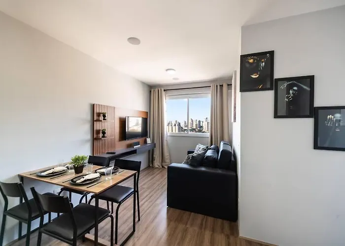 706 - Apto Com Piscina Prox Bras E Centro