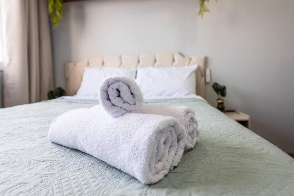 706 - Apto Com Piscina Prox Bras E Centro Apartamento