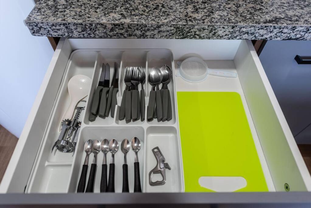 Apartamento 706 - Apto Com Piscina Prox Bras E Centro *