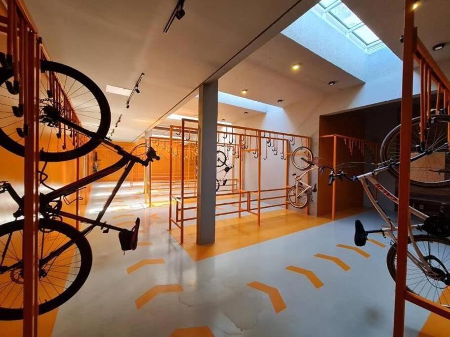 706 - Apto Com Piscina Prox Bras E Centro Apartamento