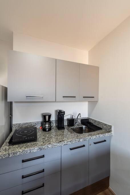 Apartamento 706 - Apto Com Piscina Prox Bras E Centro
